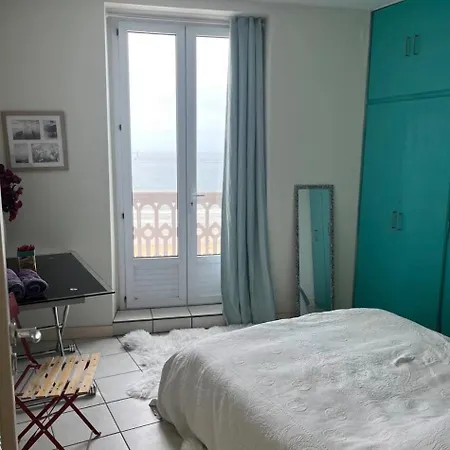 Magnifique Haussmannien 4 * Les Sables-dʼOlonne